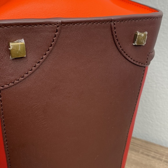 ❤️❤️SOLD❤️❤️Celine luggage tote - Picture 8 of 14